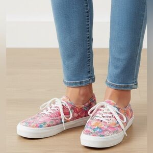 VANS Red Blue Floral Canvas Low Sneakers Shoes Unisex Women's 7 Men's 5.5